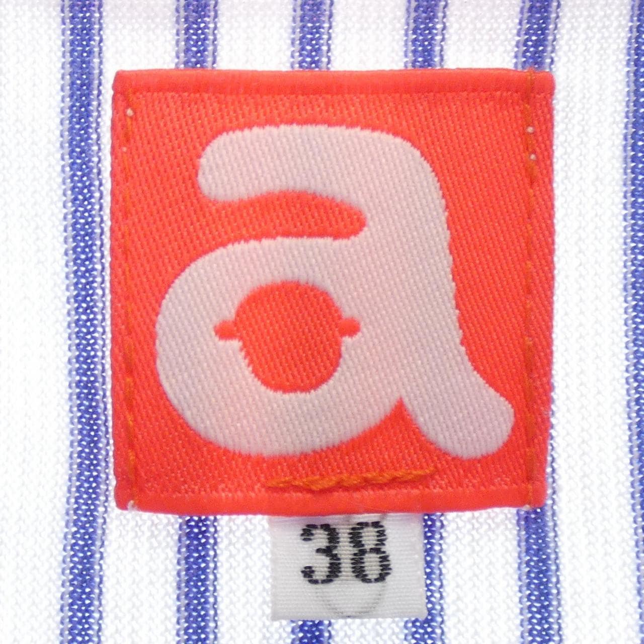 アルチビオ ARCHIVIO トップス