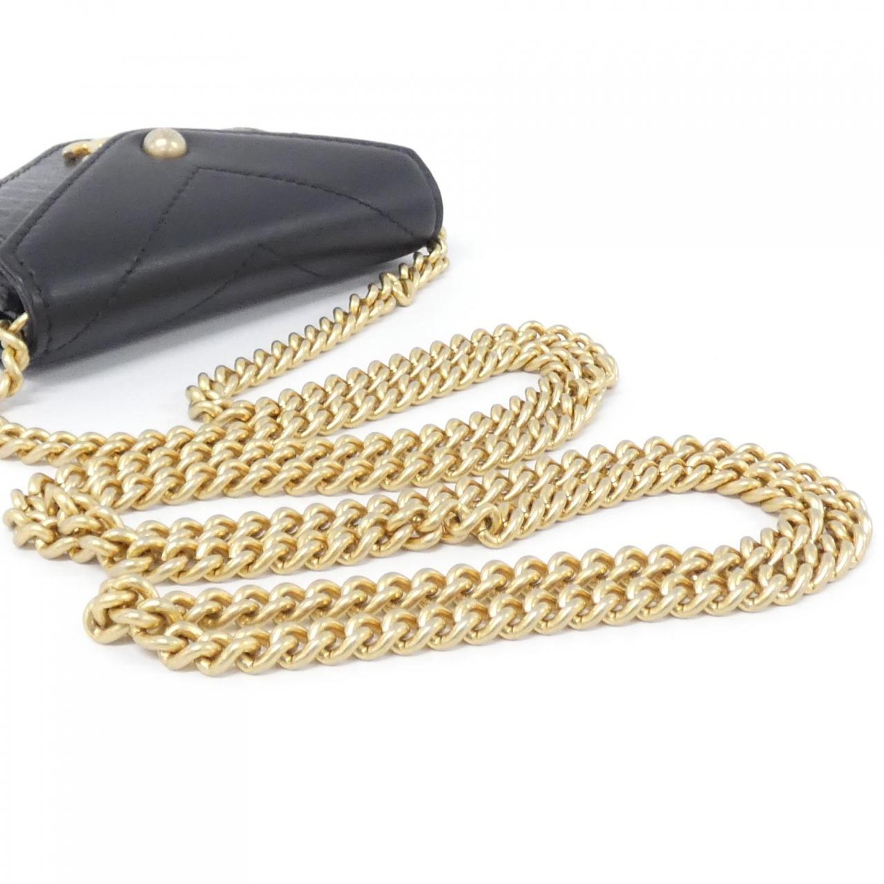 CHANEL chain clutch