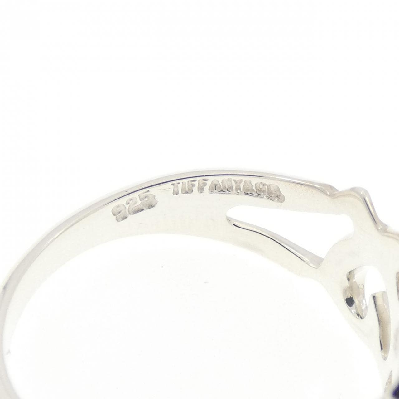 ティファニー トリプルラビングハート リング