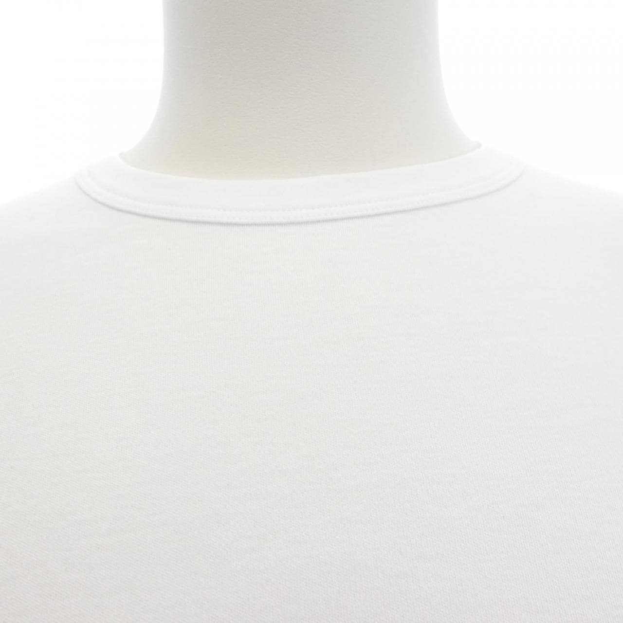 アンティーチポ ANTICIPO Tシャツ