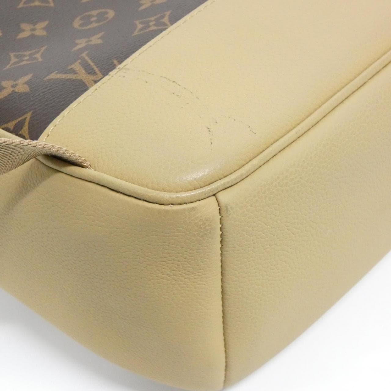 ルイヴィトン モノグラム アウトドア バックパック M12624 リュックサック