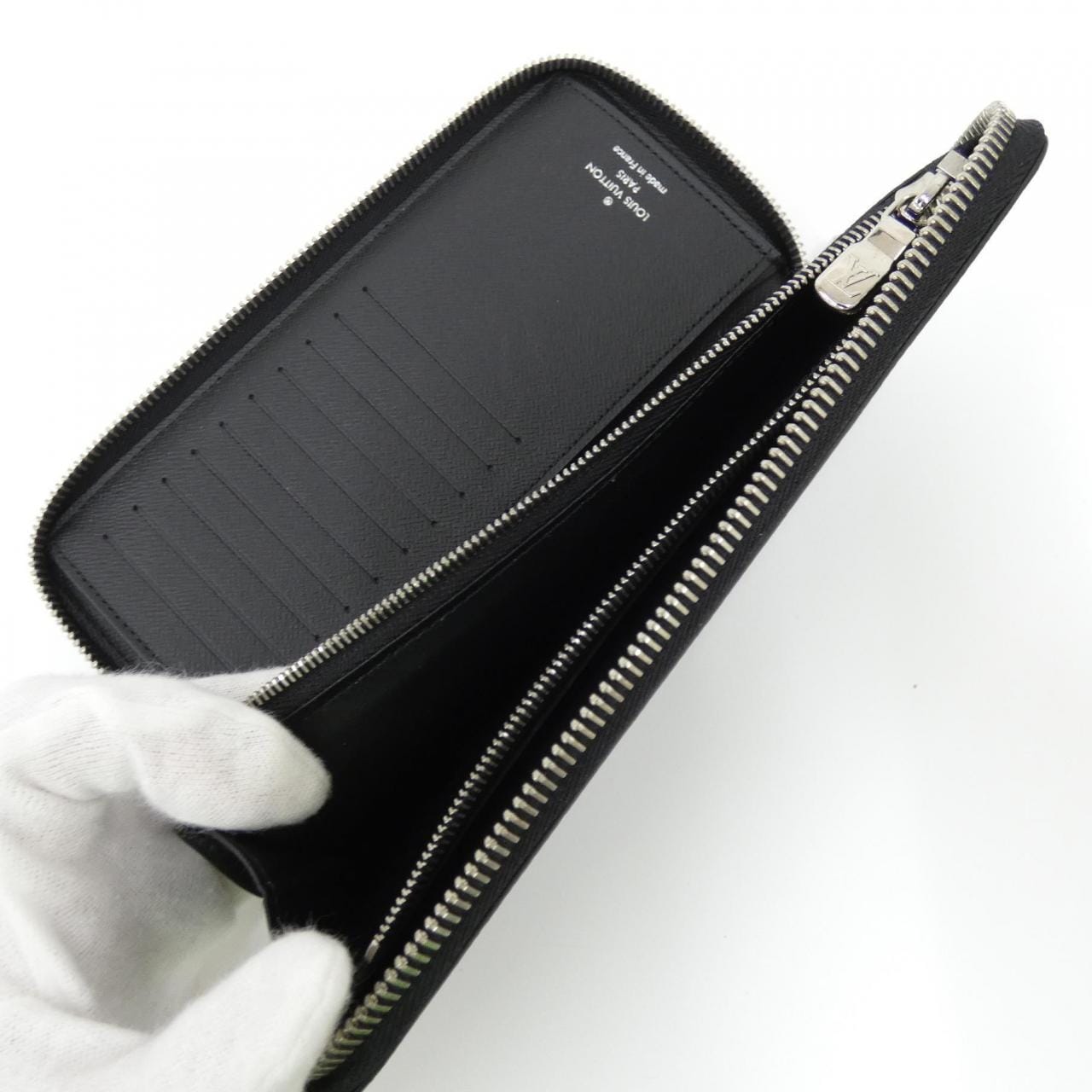 ルイヴィトン ダミエ グラフィット ジッピー ウォレット ヴェルティカル N63095 財布
