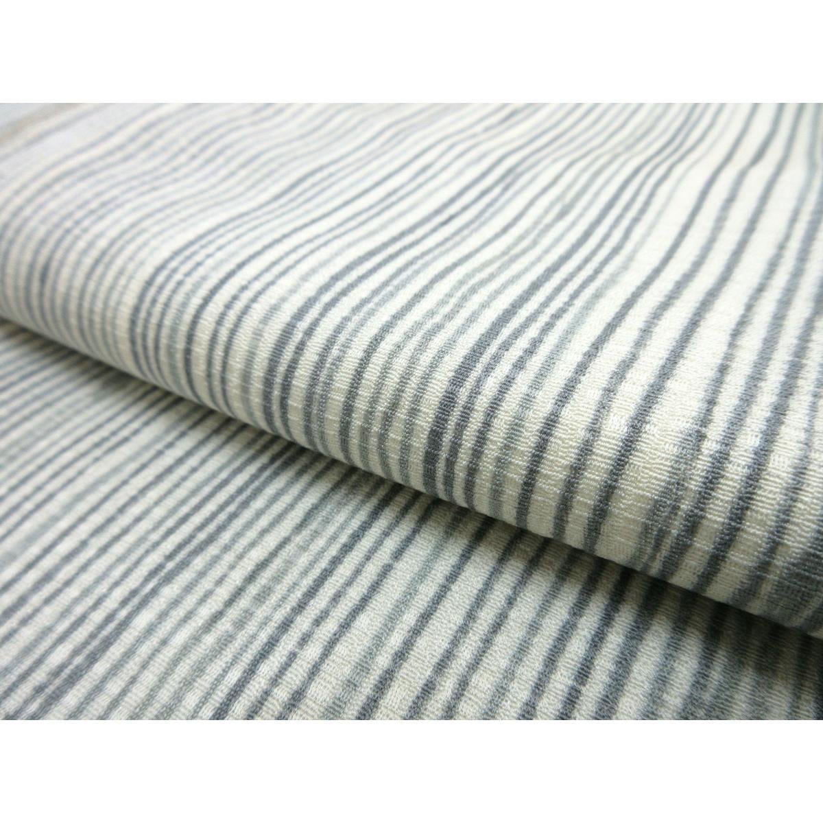 【未使用品】小紋　身幅Ｌ寸