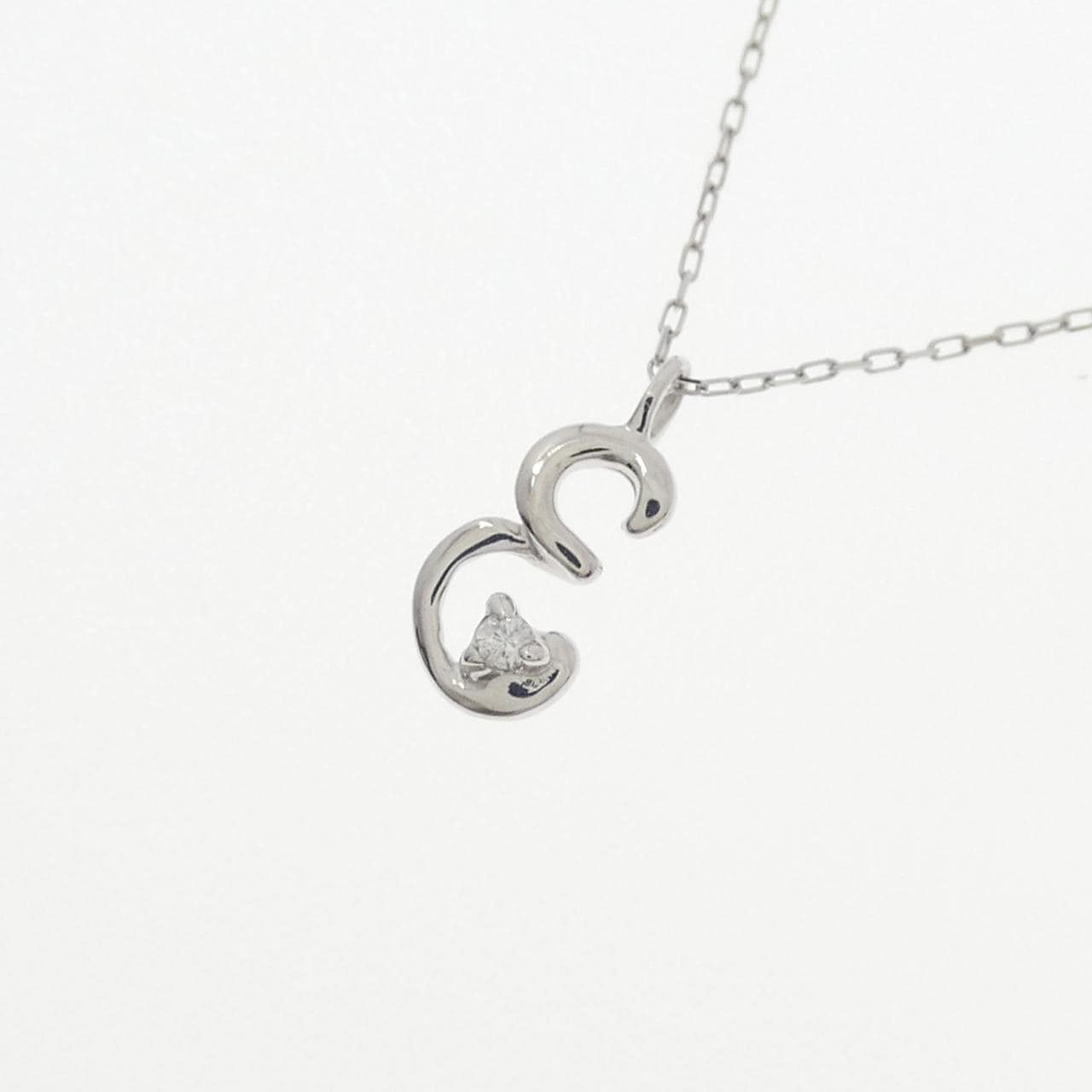 K10WG イニシャルE ダイヤモンド ネックレス 0.01CT