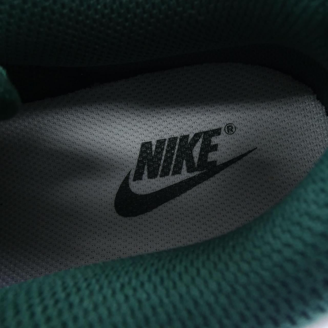ナイキ NIKE DX5931-100 スニーカー