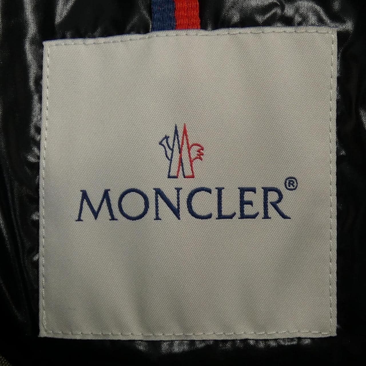 モンクレール MONCLER ダウンジャケット