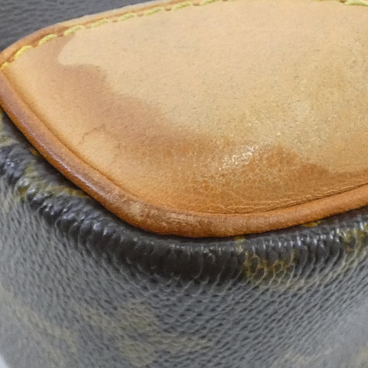 ルイヴィトン モノグラム ナイル M45244 ショルダーバッグ