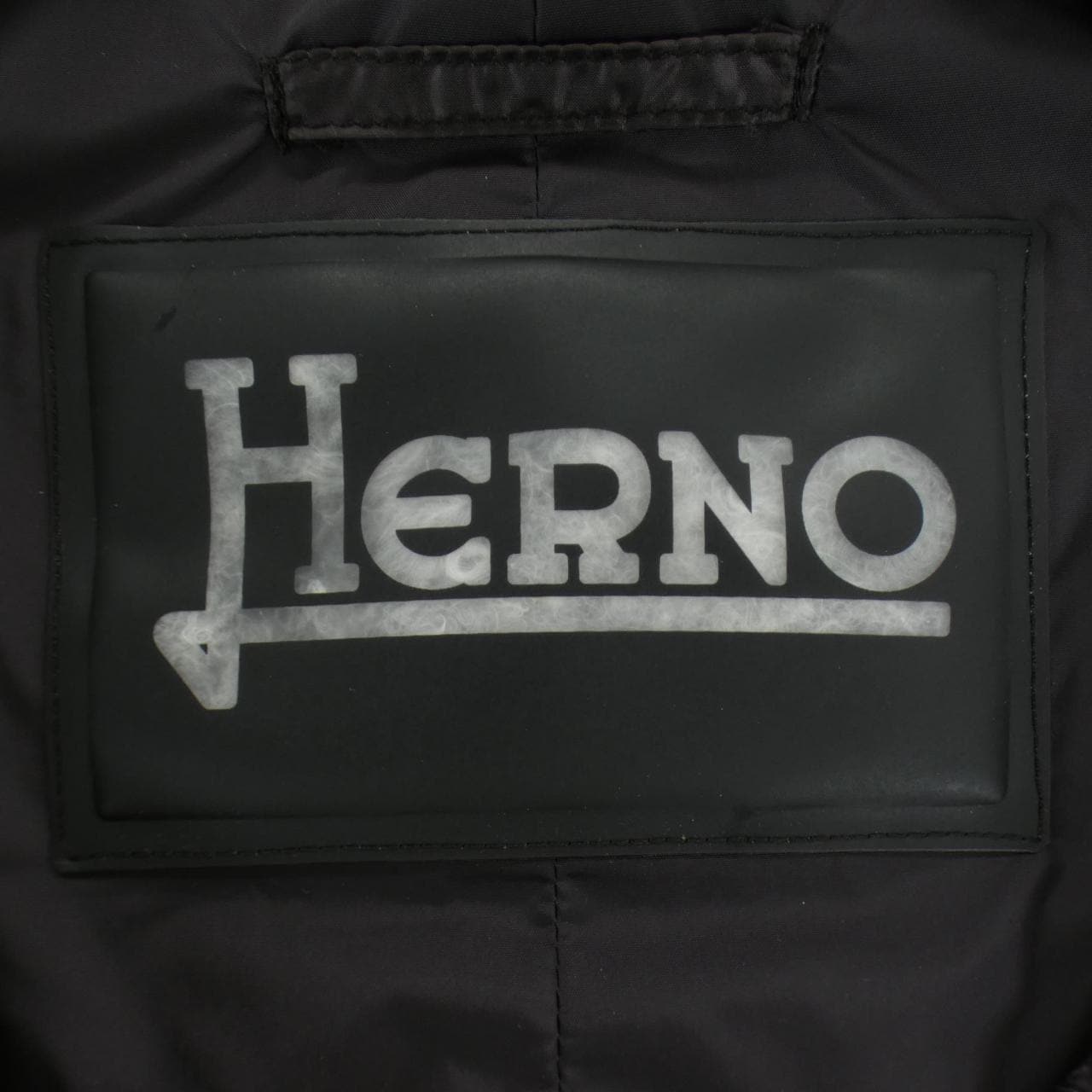 ヘルノ Herno PI0334U ダウンベスト