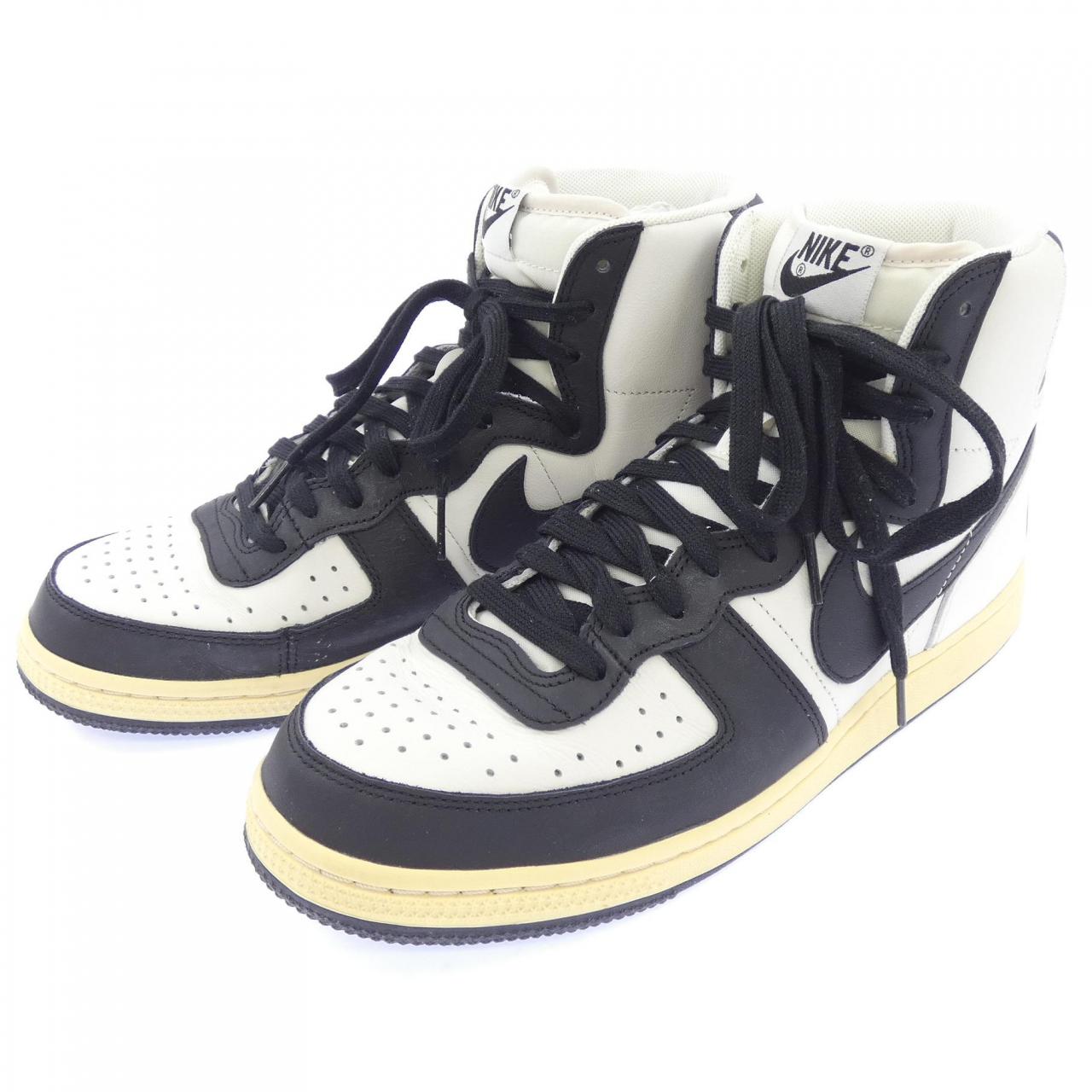 ナイキ NIKE FD0394-030 スニーカー