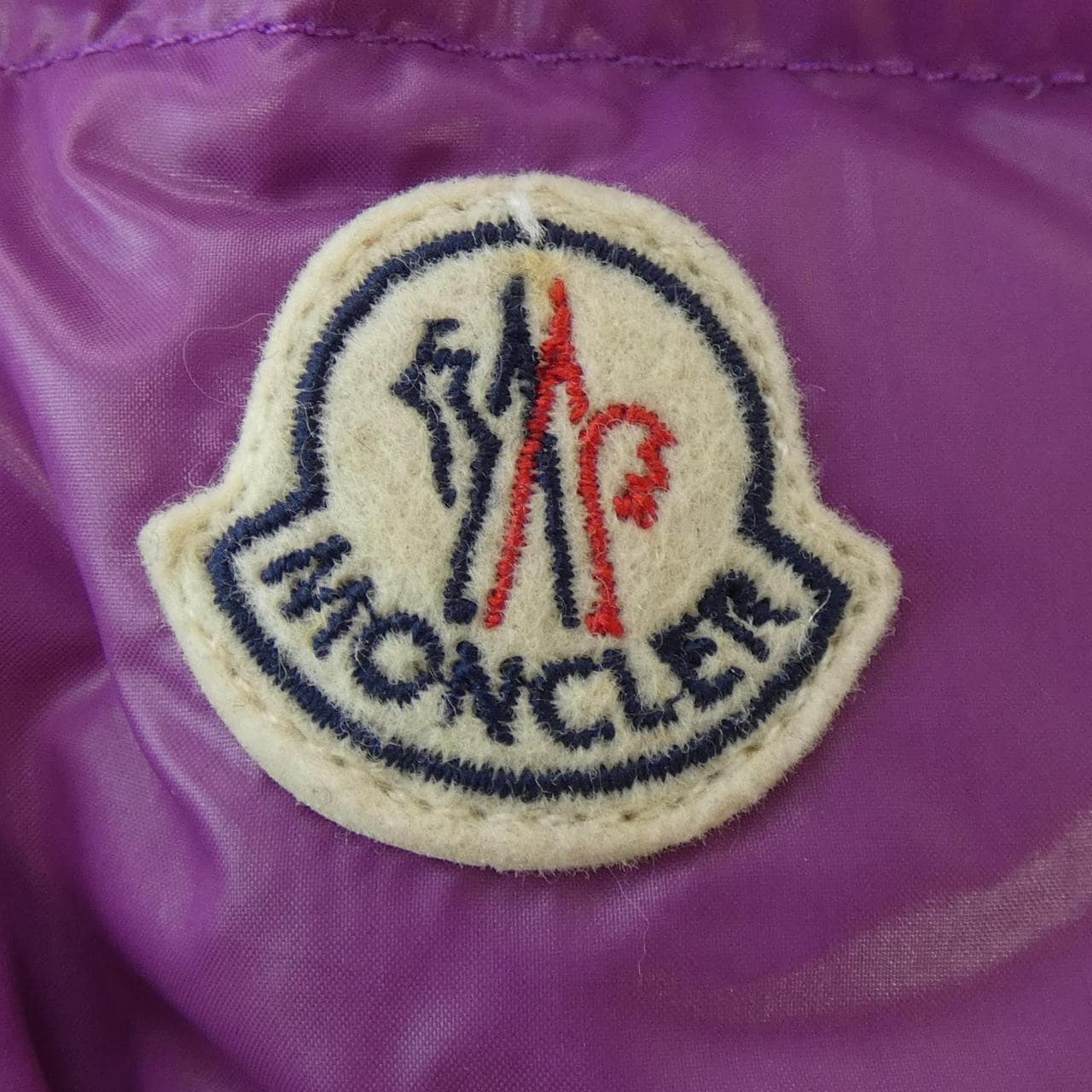 モンクレール MONCLER ダウンジャケット