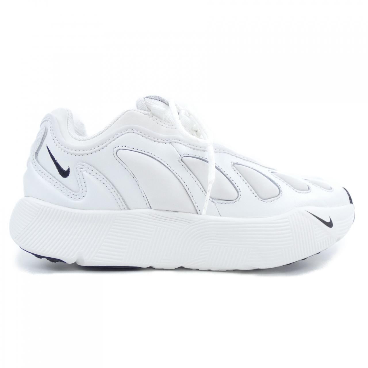 ナイキ NIKE HV1944-100 スニーカー