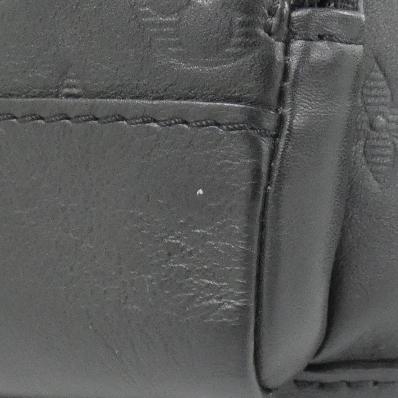 ルイヴィトン モノグラム シャドウ レーサー スリングバッグ M46107 ショルダーバッグ