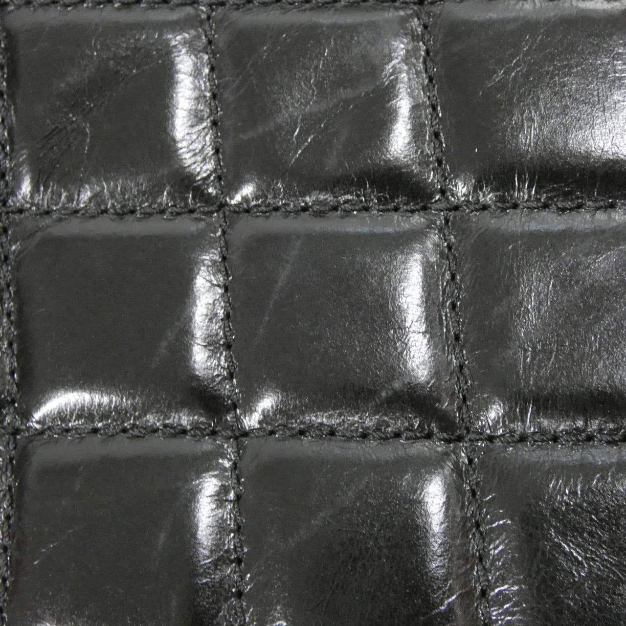 シャネル ショルダーバッグ