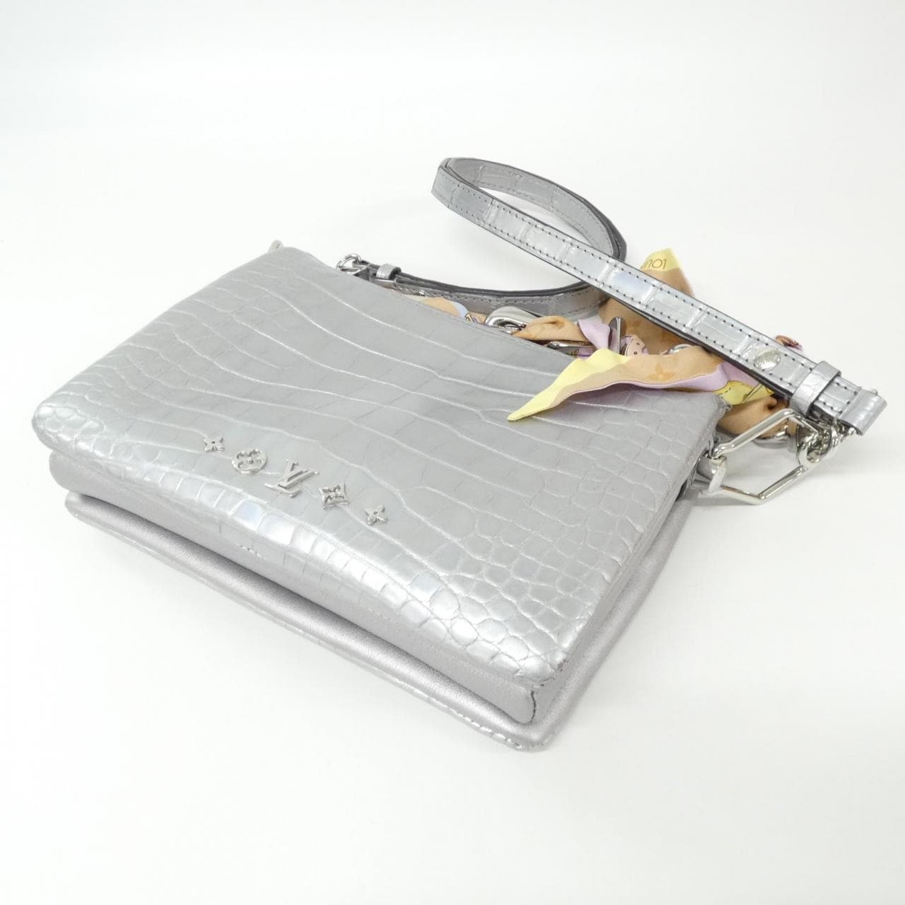 ルイヴィトン エキゾチックレザー クッサンBB N84043 ショルダーバッグ