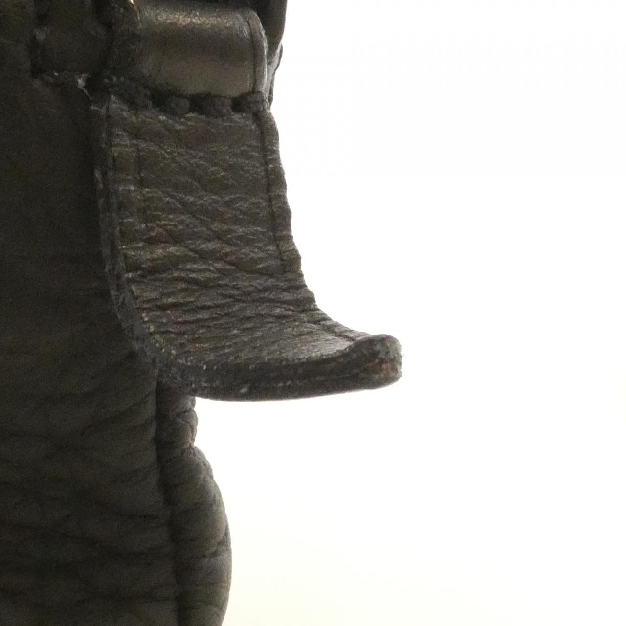 ルイヴィトン トリヨン モノグラム エテュイ ヴォワヤージュ M59479 バッグ