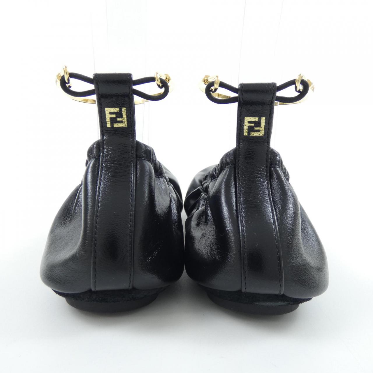 フェンディ FENDI 8F3534 フラットシューズ