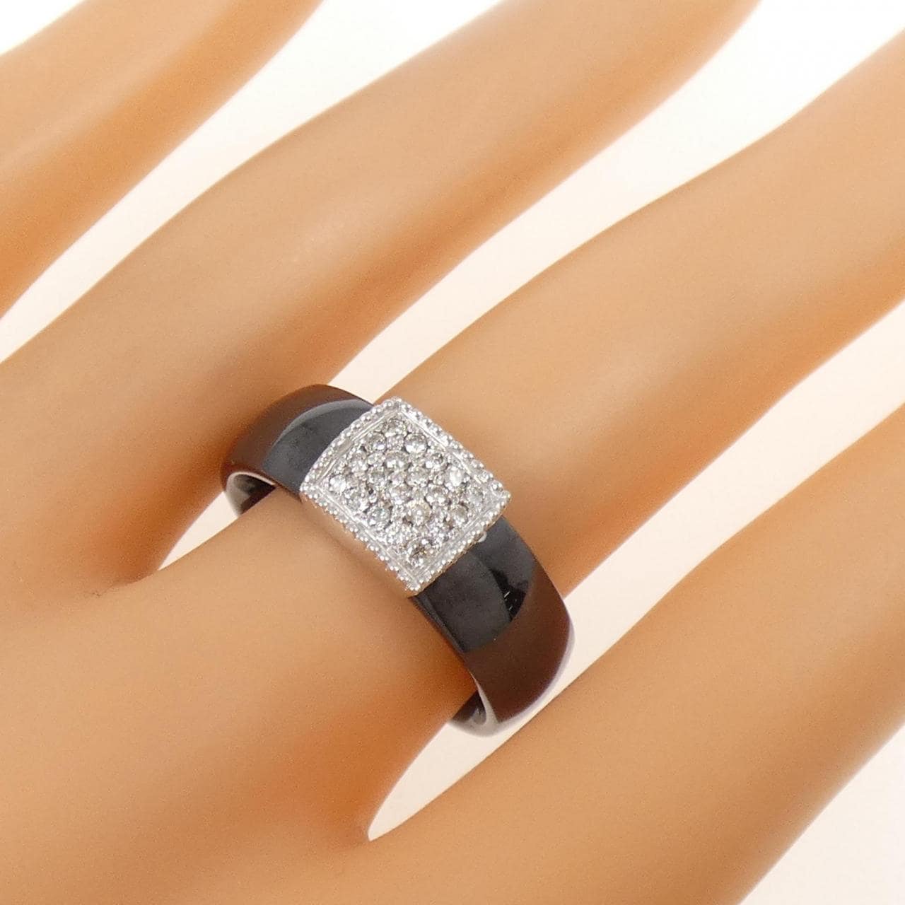 K18WG/セラミック ダイヤモンド リング 0.20CT