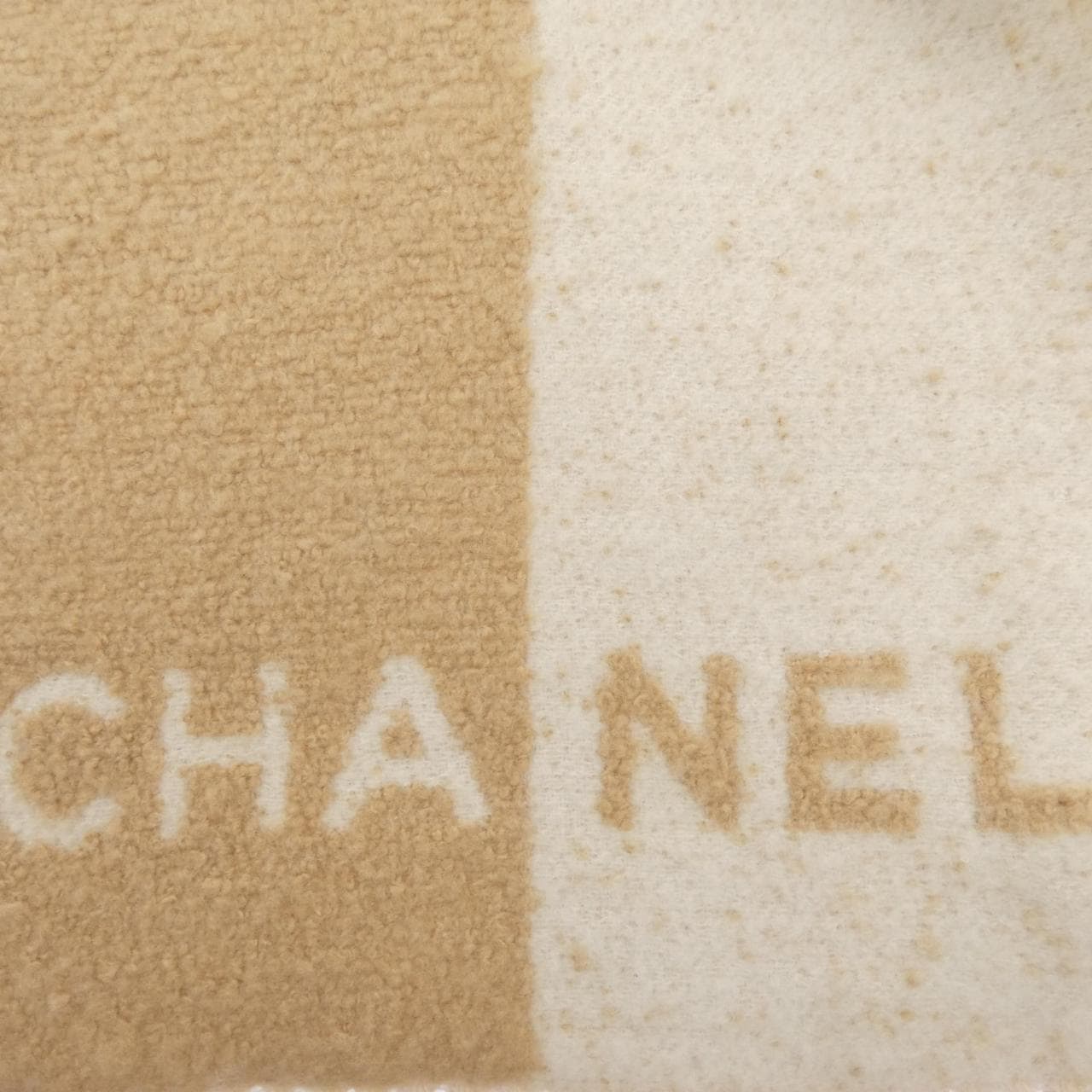 シャネル CHANEL AAA494B18269 MUFFLER