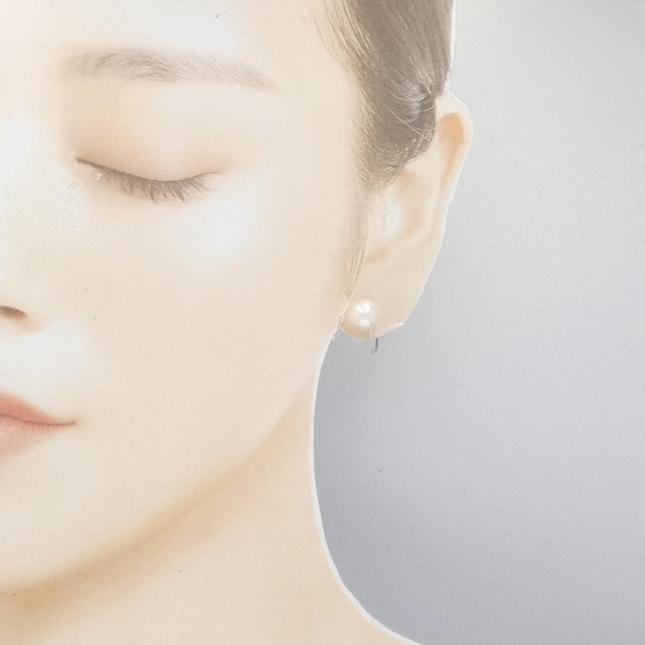 K14WG Akoya pearl earrings 8.3mm