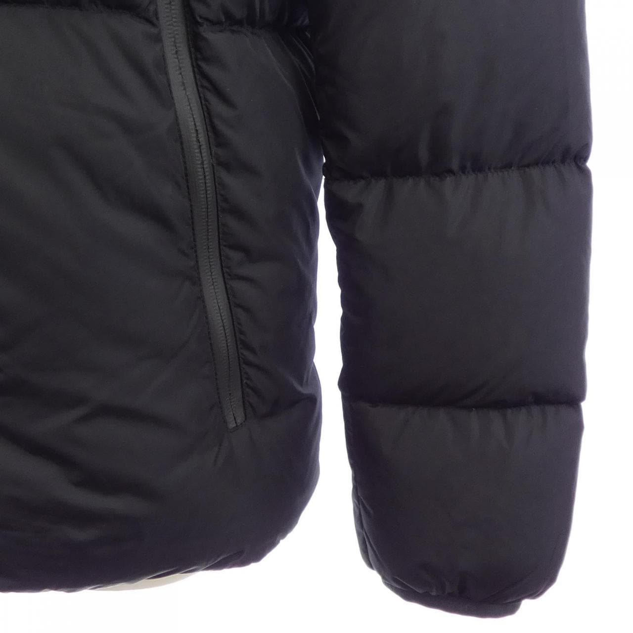 モンクレール MONCLER MONTCLA ダウンジャケット