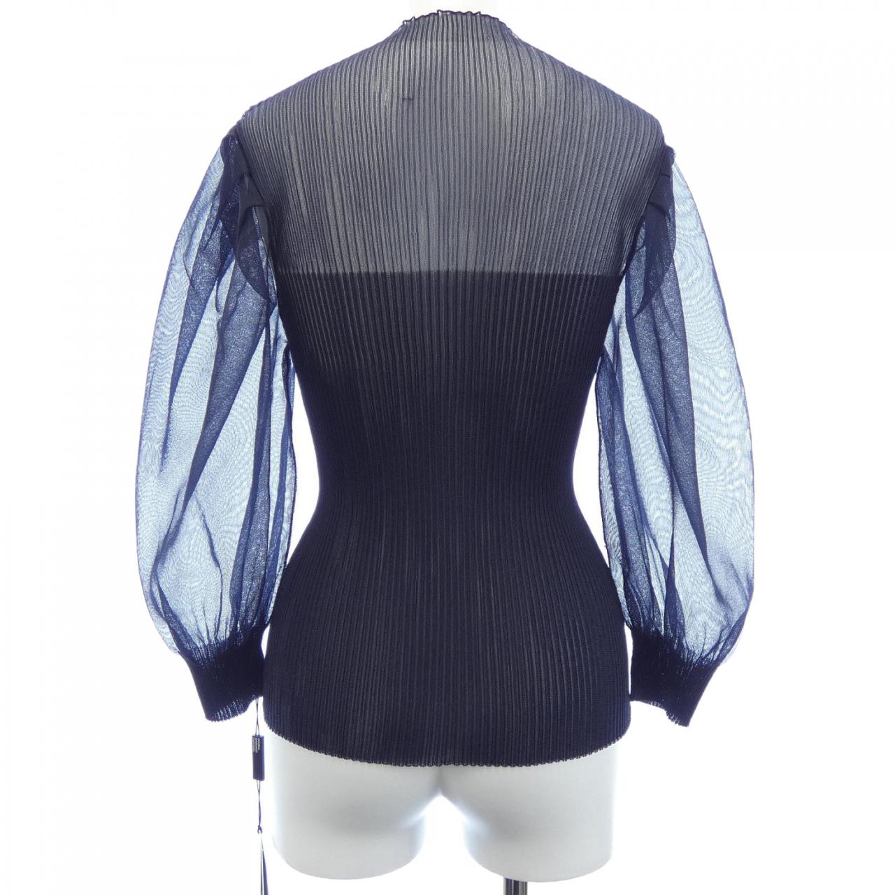 ソブ SOV. トップス