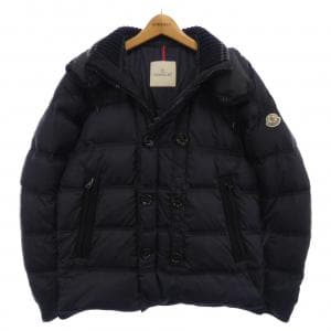 モンクレール MONCLER ダウンジャケット