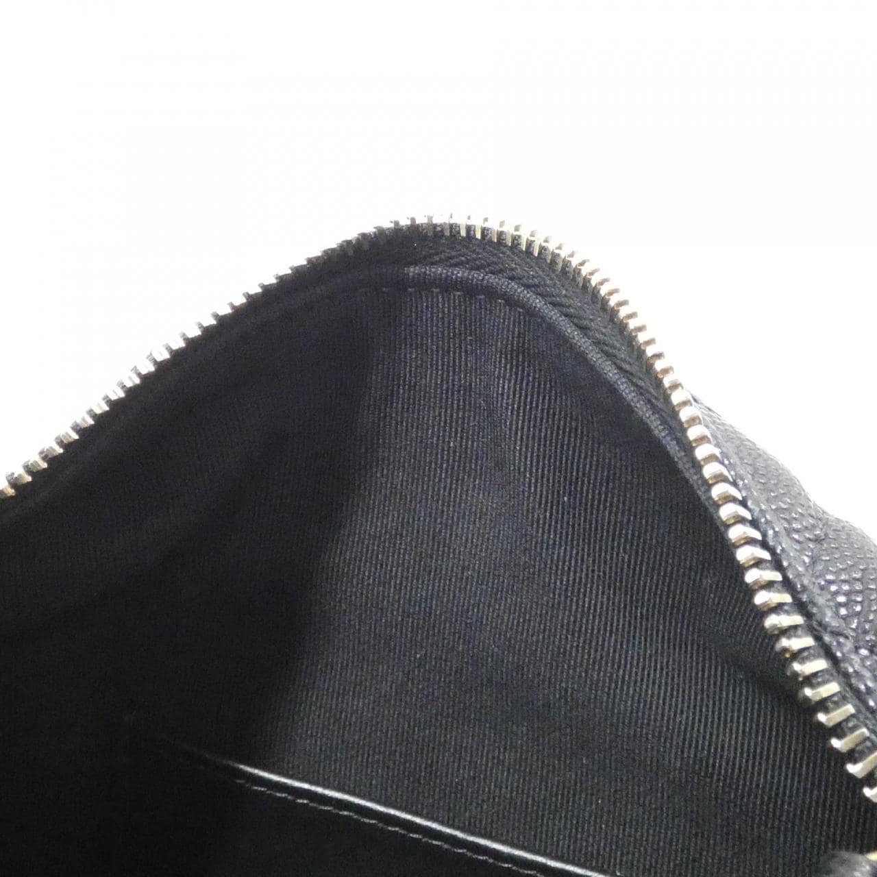 CHANEL AP3943 Pouch