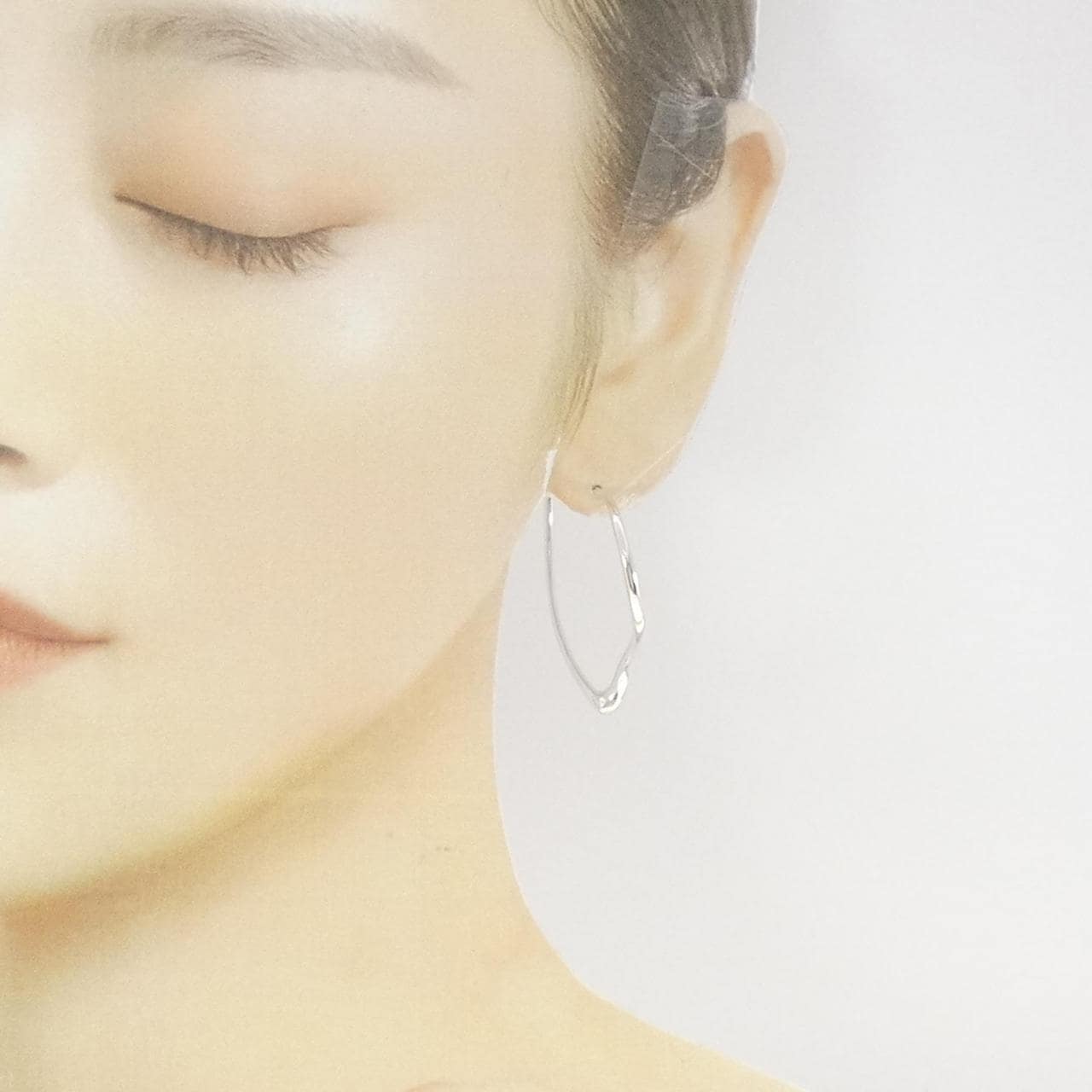 TIFFANY open heart hoop earrings