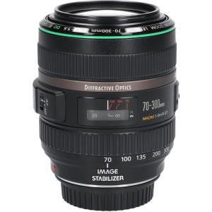 ＥＦ７０－３００ｍｍ　Ｆ４．５－５．６ＤＯ　ＩＳ　ＵＳＭ
