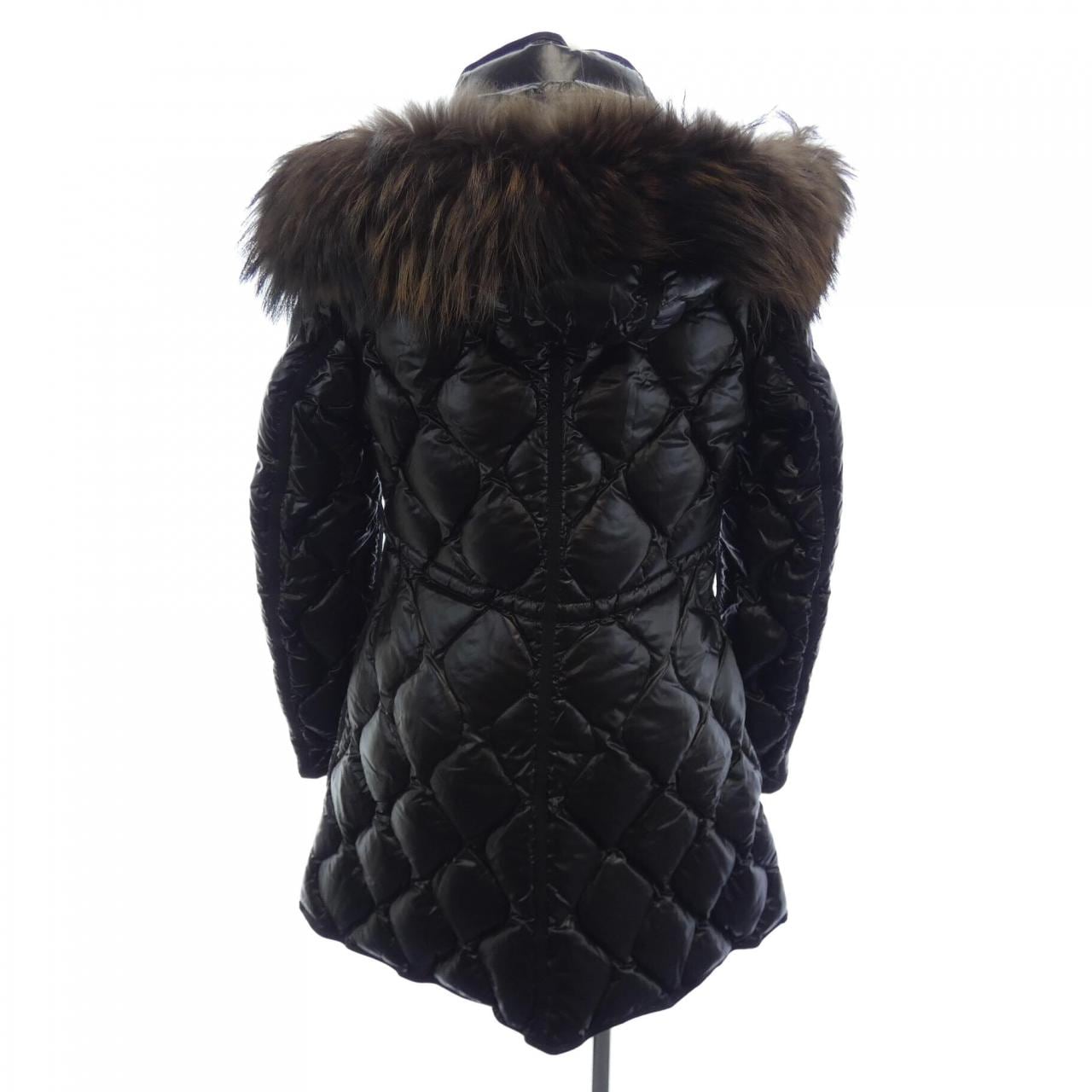モンクレール MONCLER ダウンコート