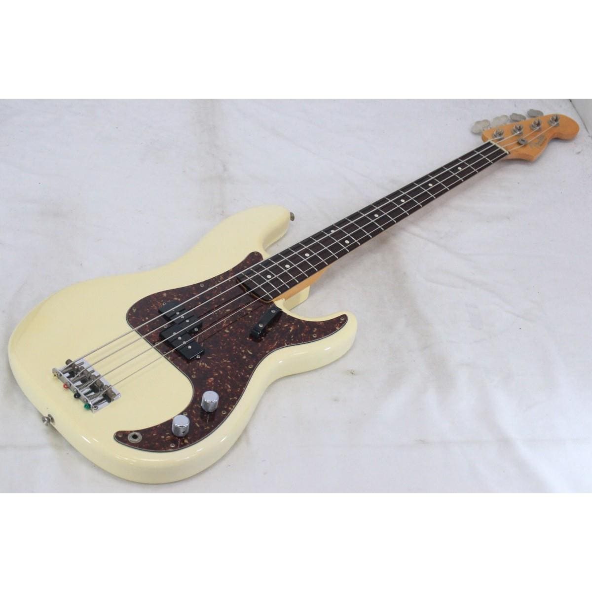 ＦＥＮＤＥＲ　６２　ＰＲＥＣＩＳＩＯＮ　ＢＡＳＳ