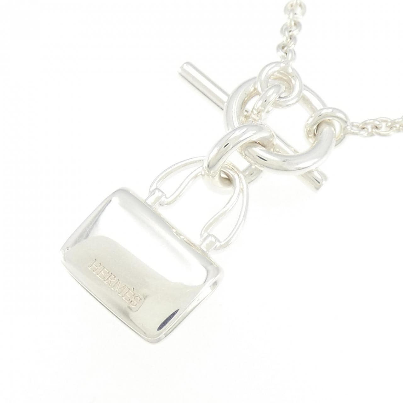 HERMES amulettes constance necklace