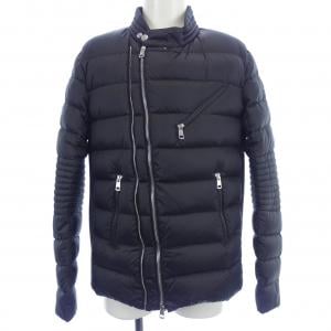 モンクレール MONCLER ダウンジャケット