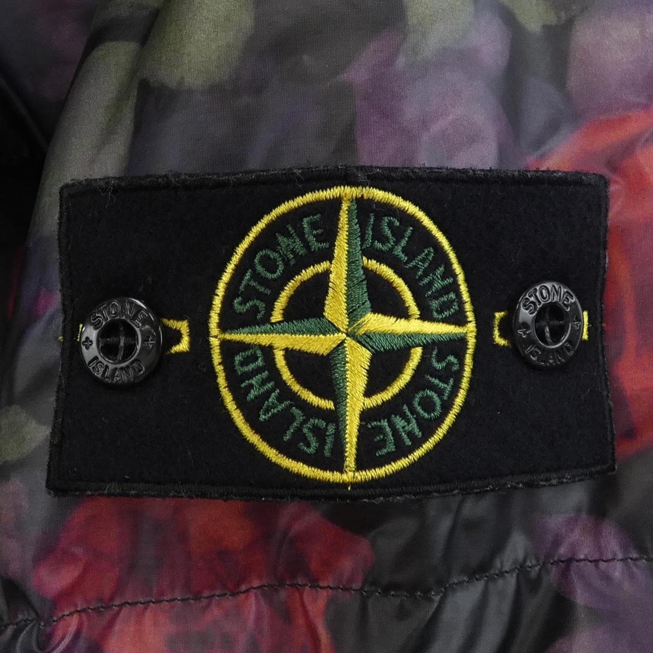 ストーンアイランド STONE ISLAND 6725401S1 SUPREME ダウンジャケット