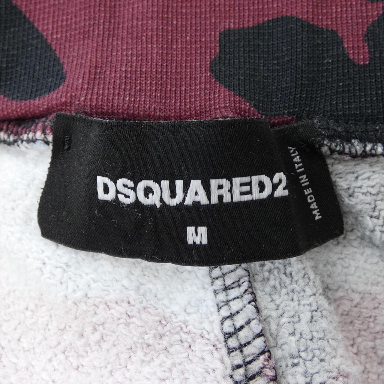 ディースクエアード DSQUARED2 S74MU0644 S25507 ショートパンツ