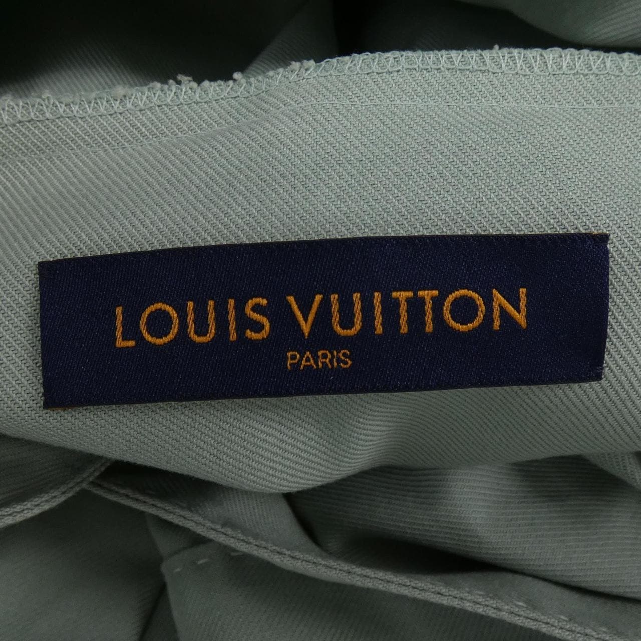 LOUIS VUITTON HGB69WJLW 上衣