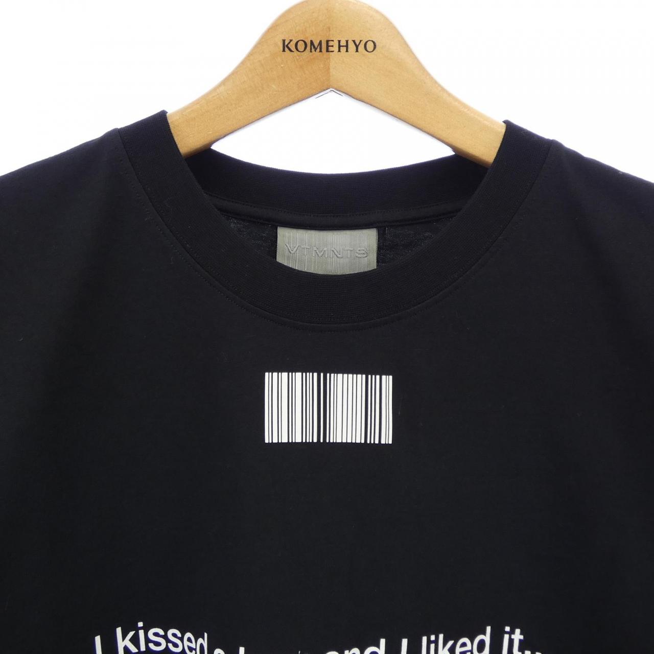 ブイティーエムエヌティーエス VTMNTS Tシャツ