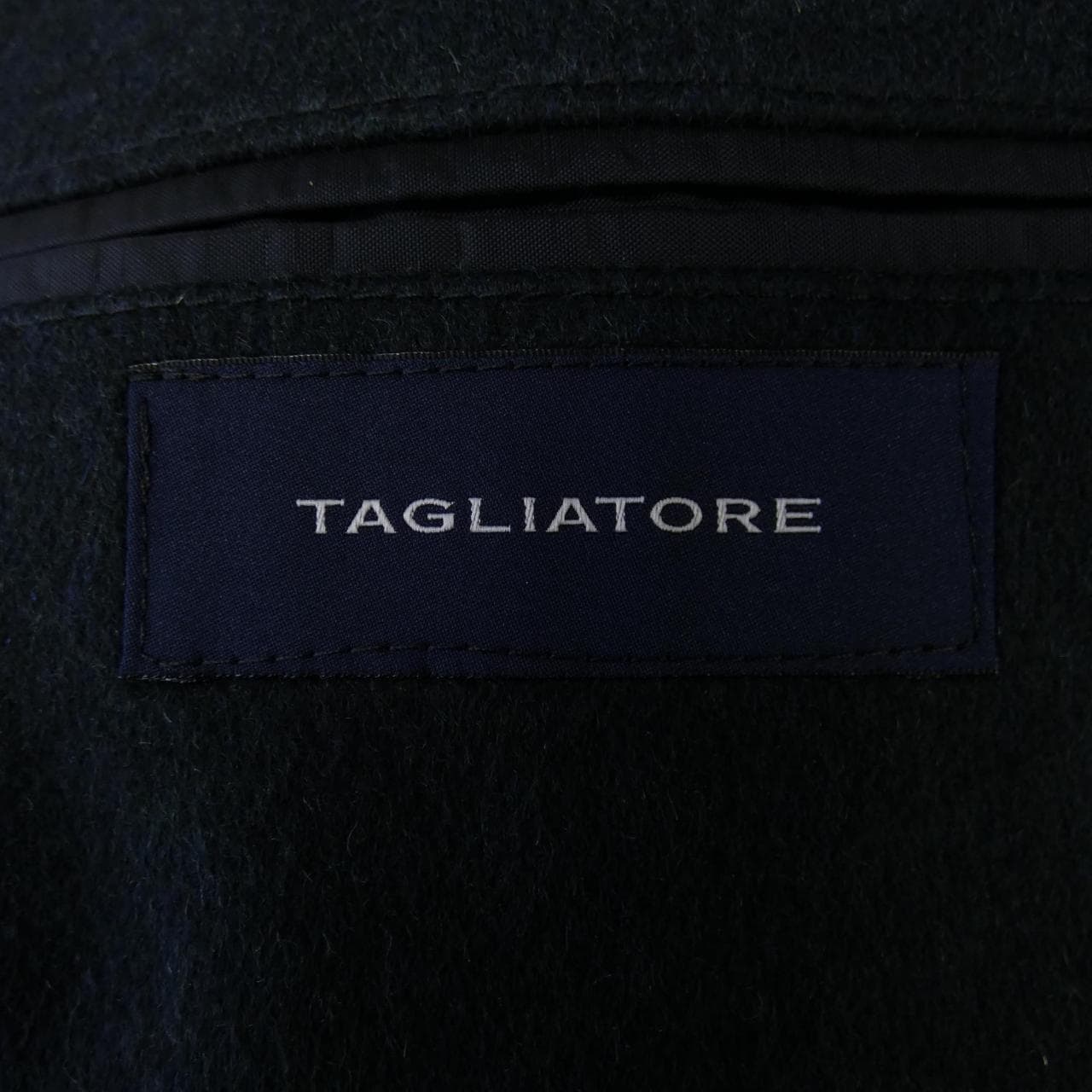 タリアトーレ TAGLIATORE ジャケット