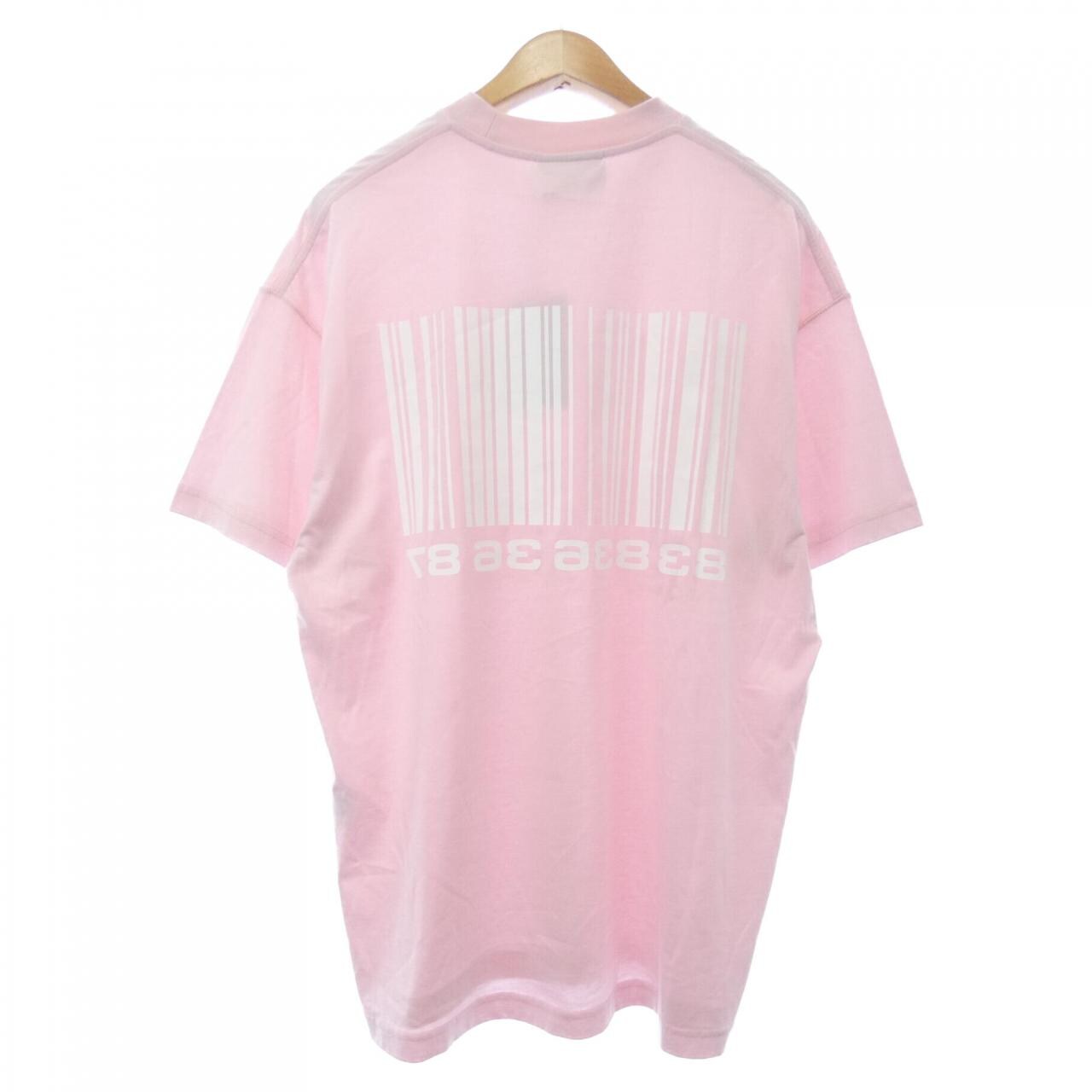 ヴェトモン VETEMENTS Tシャツ