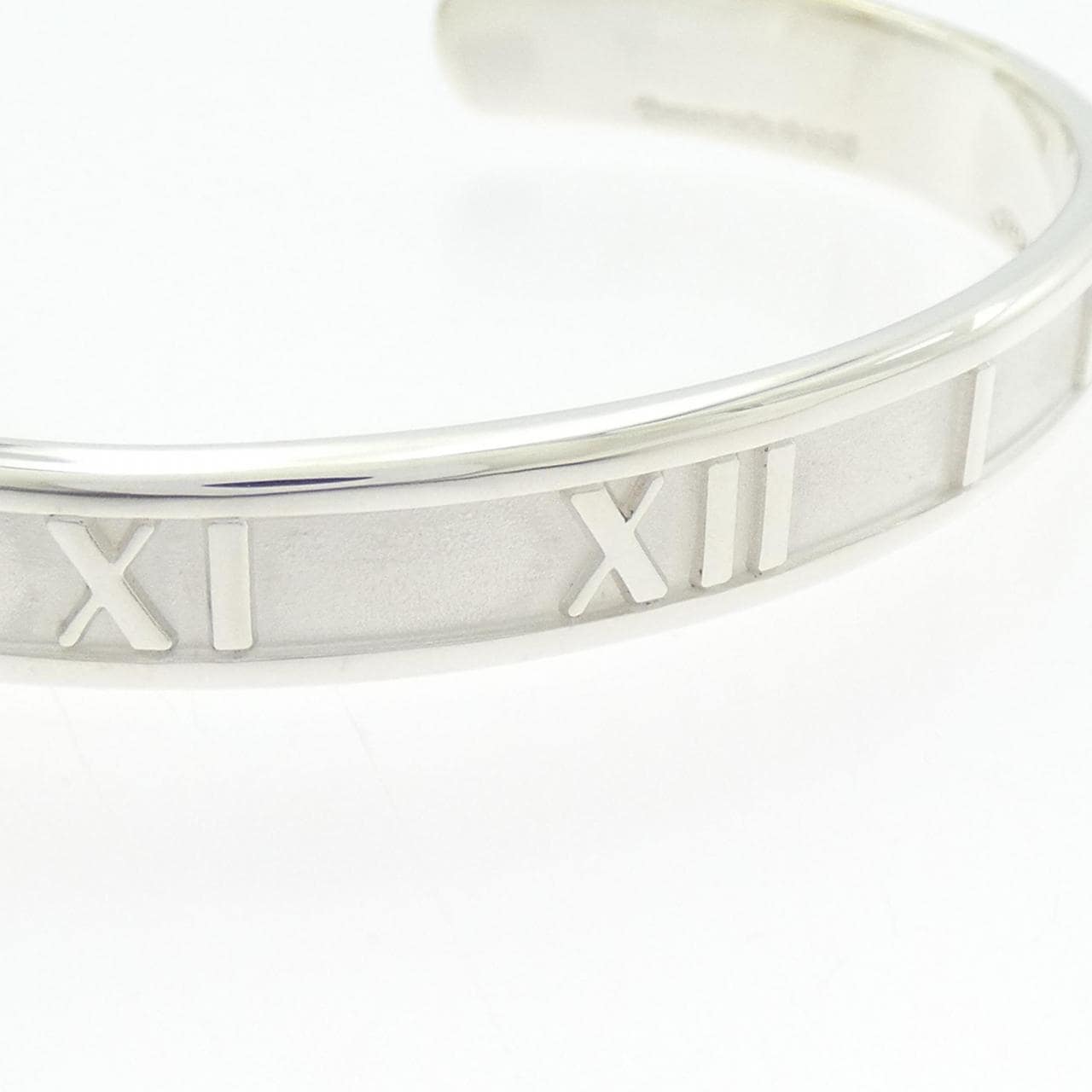 ティファニー アトラス カフ バングル