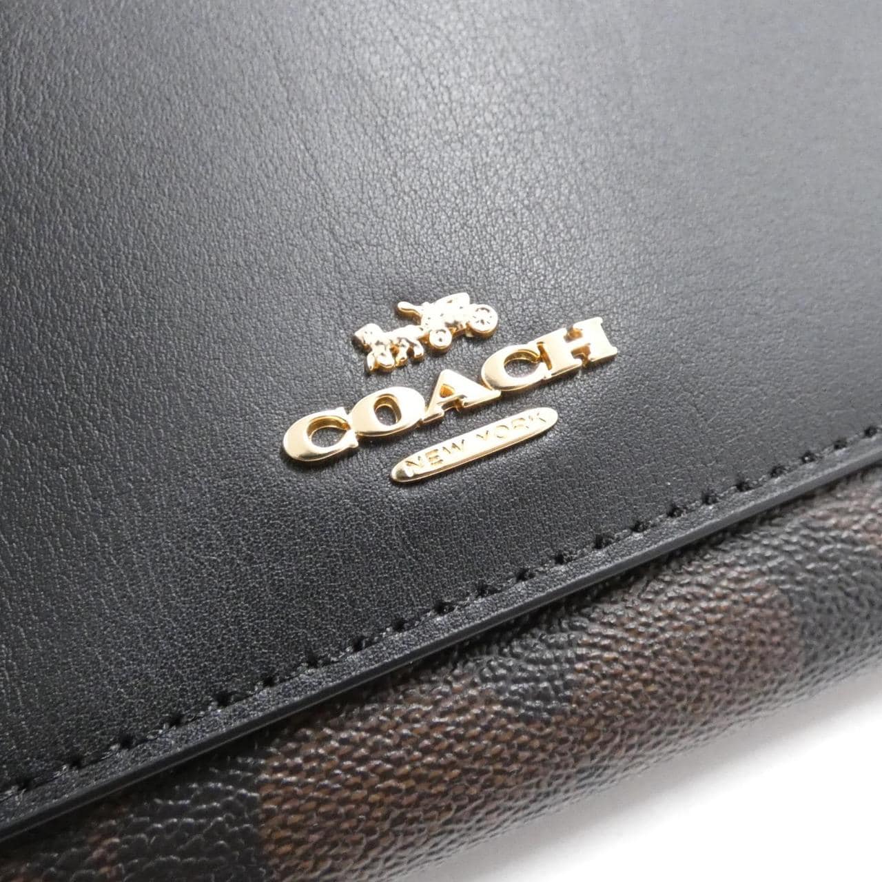 [新品] Coach C5966 皮夾