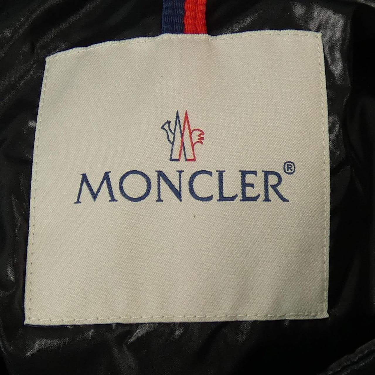 モンクレール MONCLER ダウンジャケット