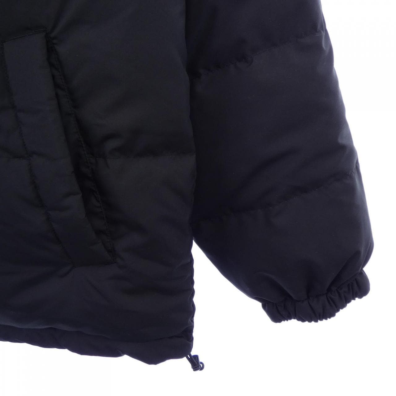 ナンガ NANGA Nujabes ダウンジャケット