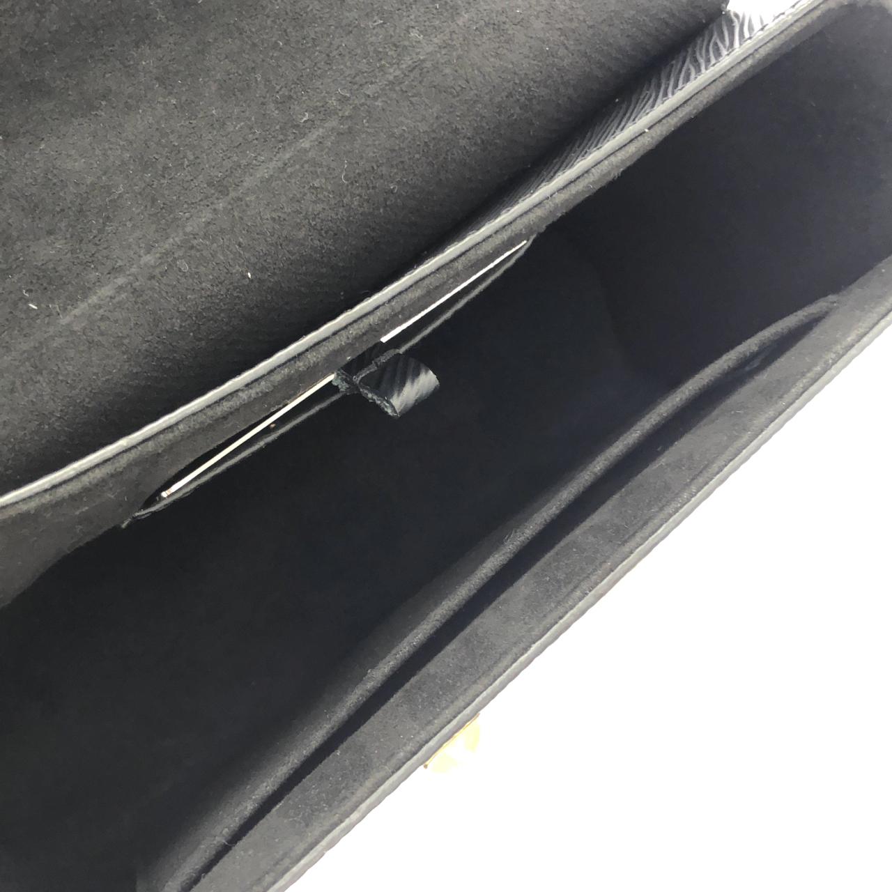 ルイヴィトン エピ ツイスト MM M41867 ショルダーバッグ