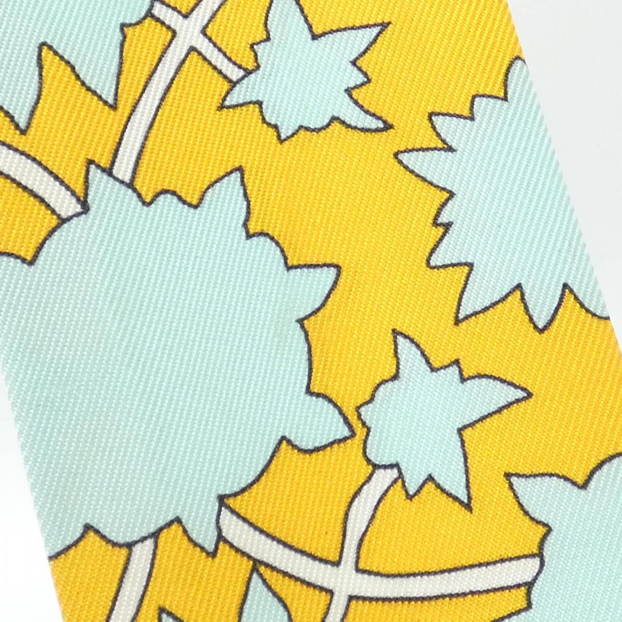 エルメス TAPIS PERSANS ツイリー スカーフ