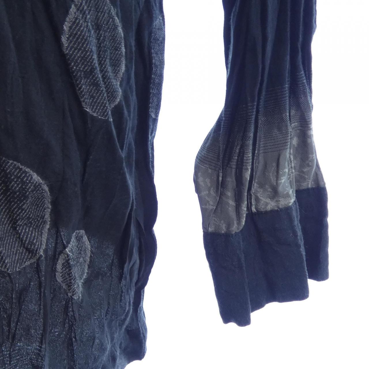 イッセイミヤケ ISSEY MIYAKE ME91FJ022 シャツ