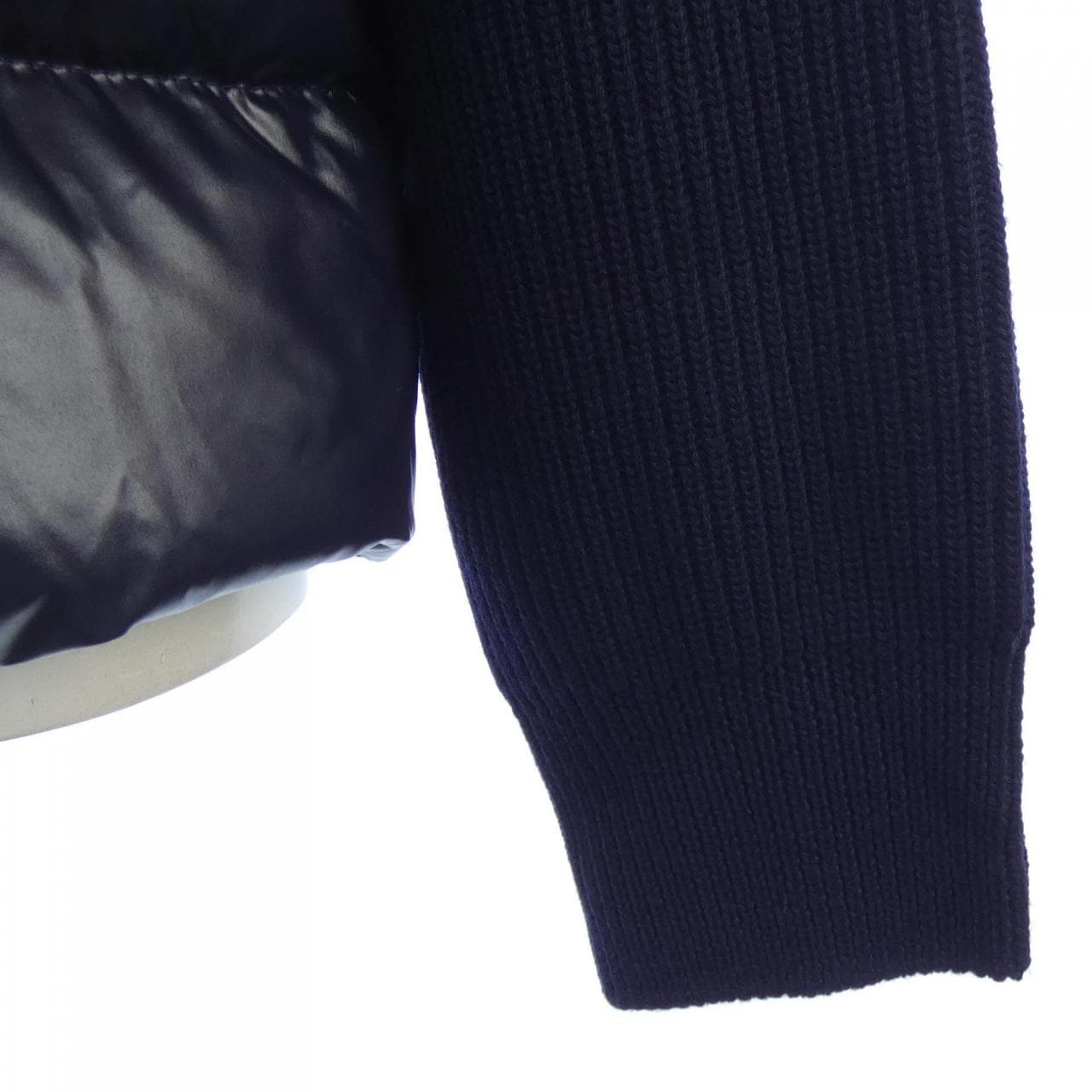 モンクレール MONCLER ダウンジャケット
