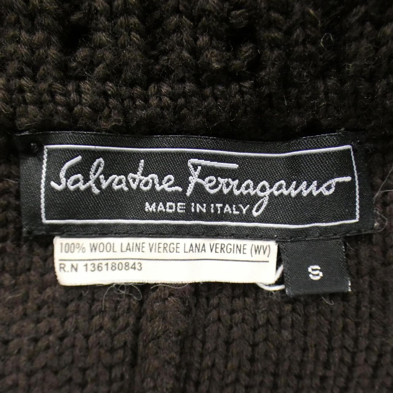 サルヴァトーレフェラガモ SALVATORE FERRAGAMO カーディガン