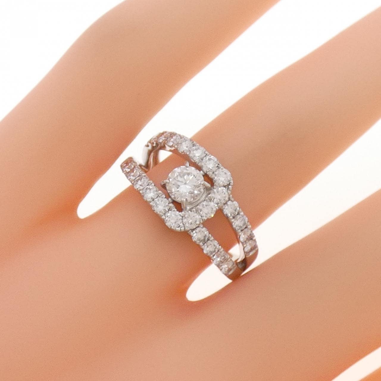 モニッケンダム トラスト リング 0.30CT