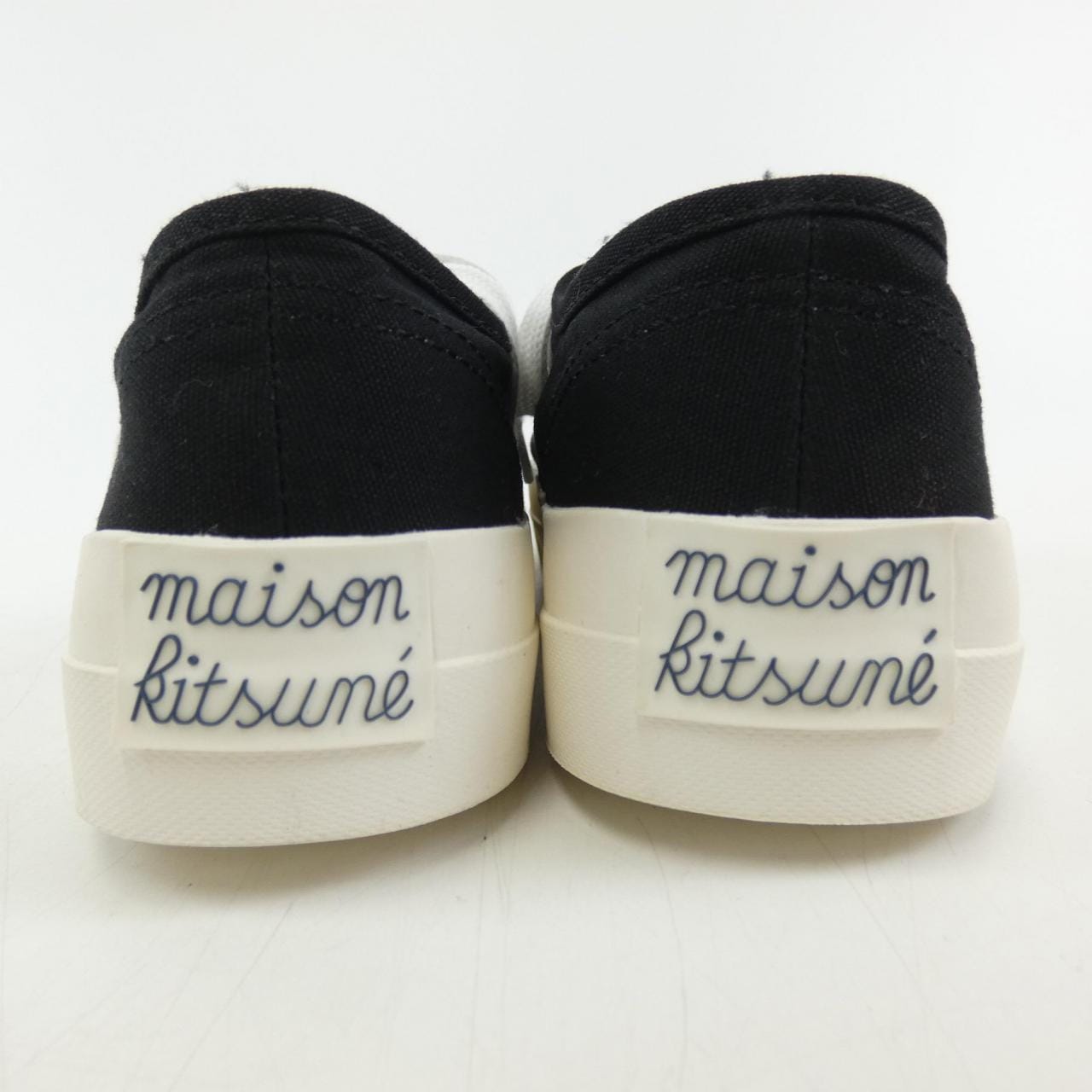 メゾンキツネ MAISON KITSUNE スニーカー